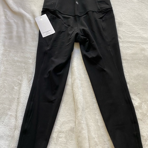 🆕ATHLETA Salutation Stash Pocket 7/8 Tight black leggings #531321 new with tags - Picture 9 of 12